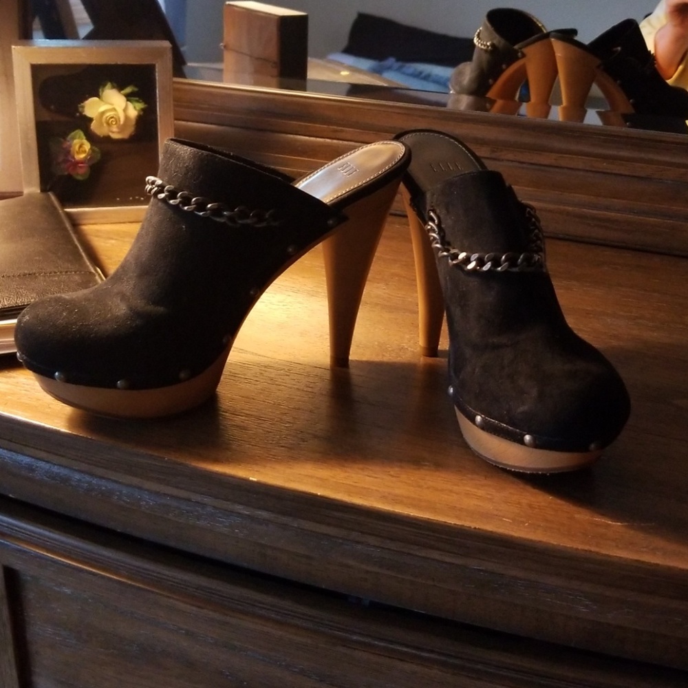 Stiletto Elle mules